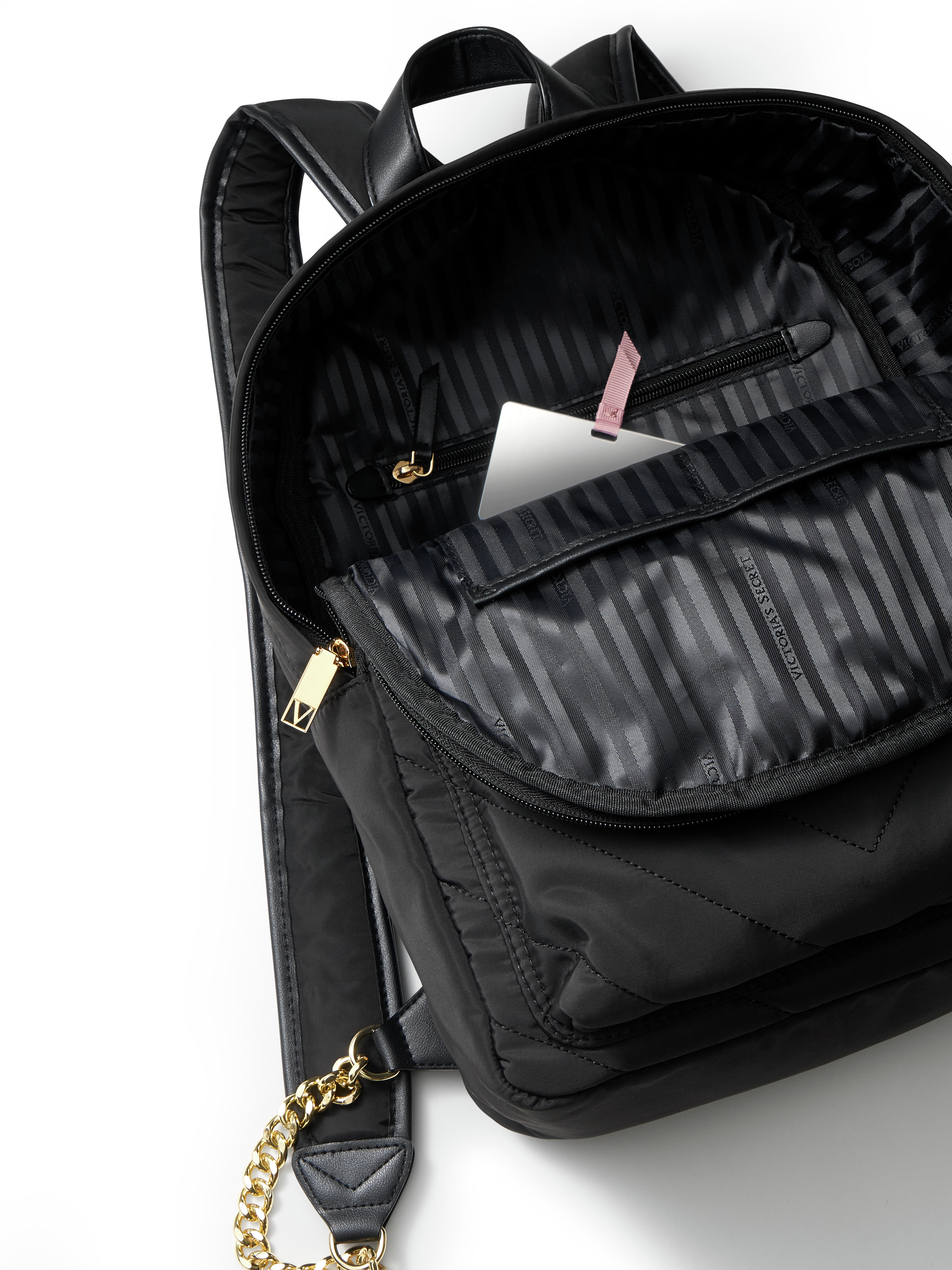 The VS Getaway Travel Backpack image number null