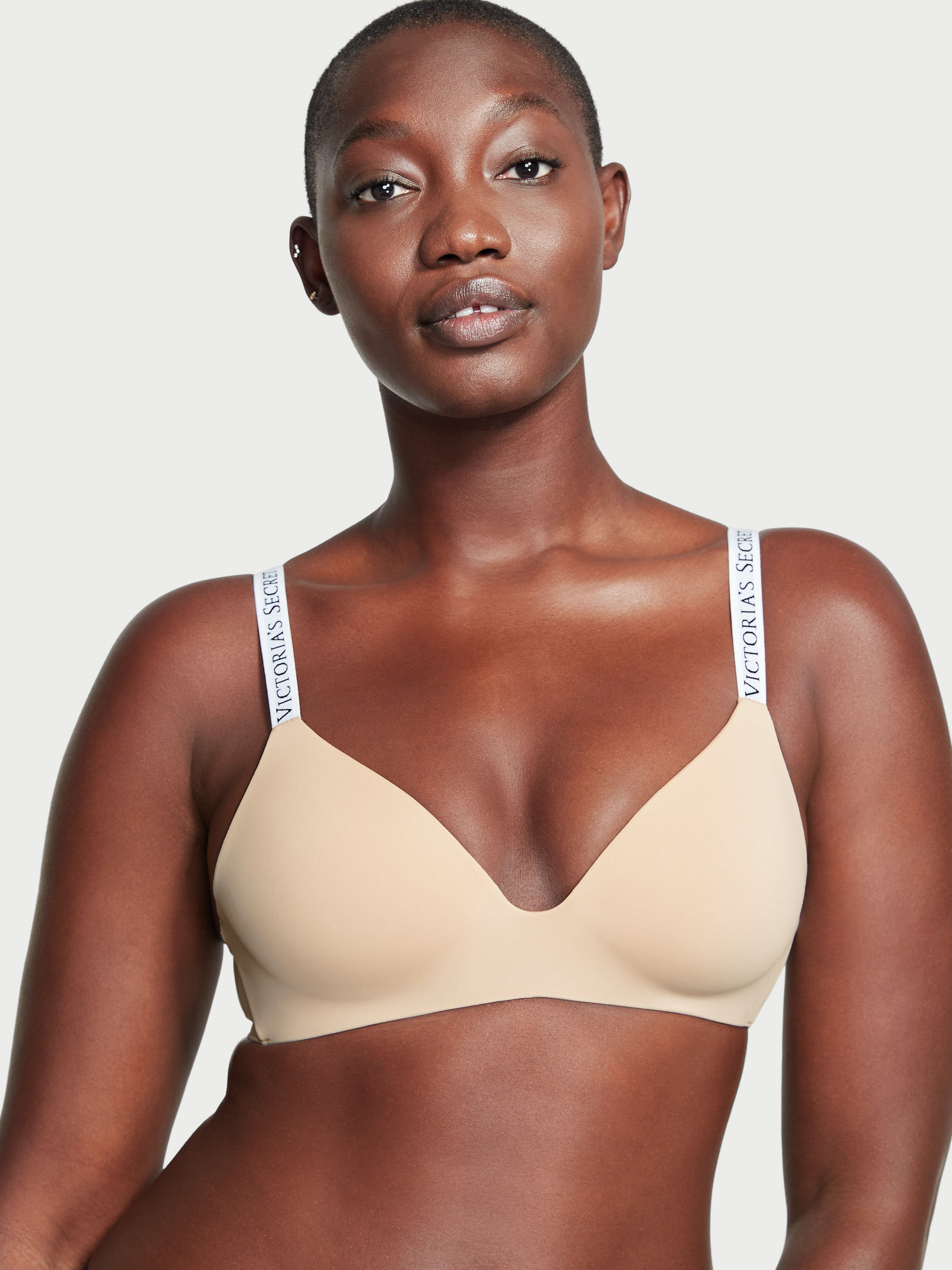 Lightly-Lined Wireless Bra image number null